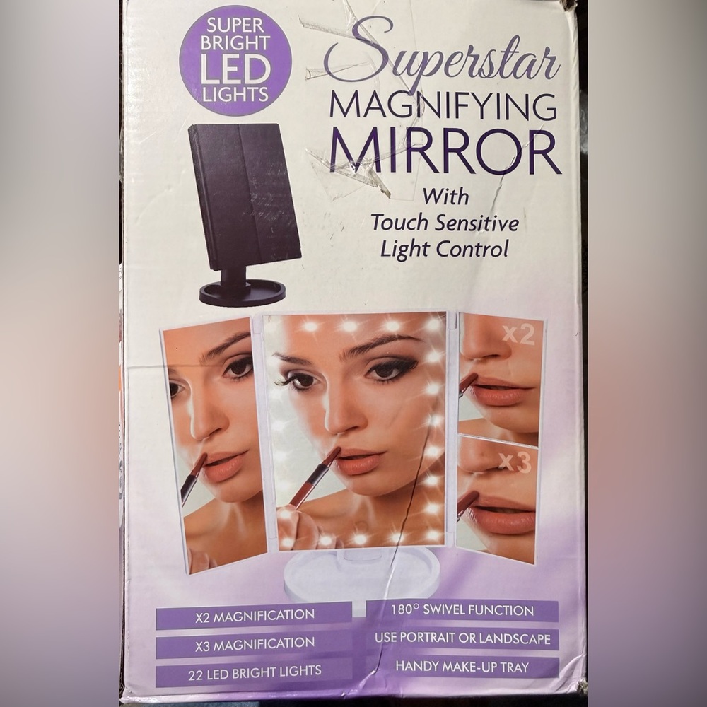 Superstar Magnifying Mirror with Touch Sensitive Light Control Super Bright LED